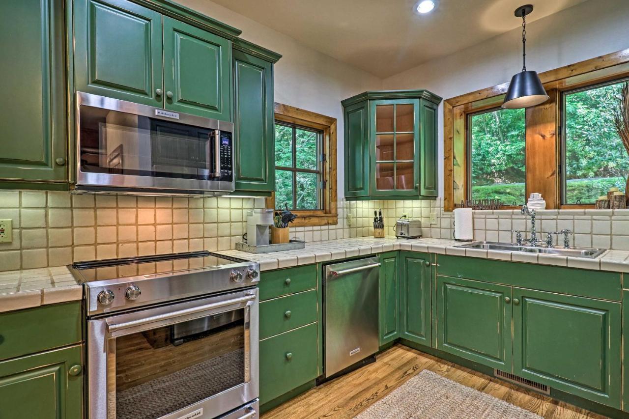 Charming Cashiers Cottage With Screened Porch! Екстериор снимка